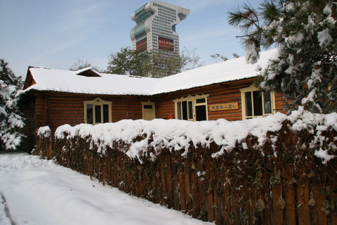 小小鸡巴肏小屄屄免费视频鸡巴肏小屄
南园冬季闭关公告